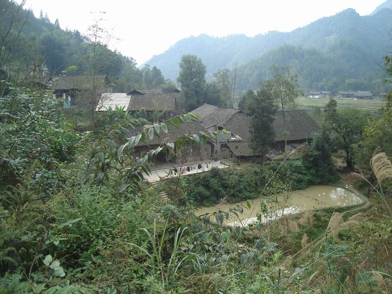 兩河口村(湖北十堰市鄖陽區胡家營鎮兩河口村)