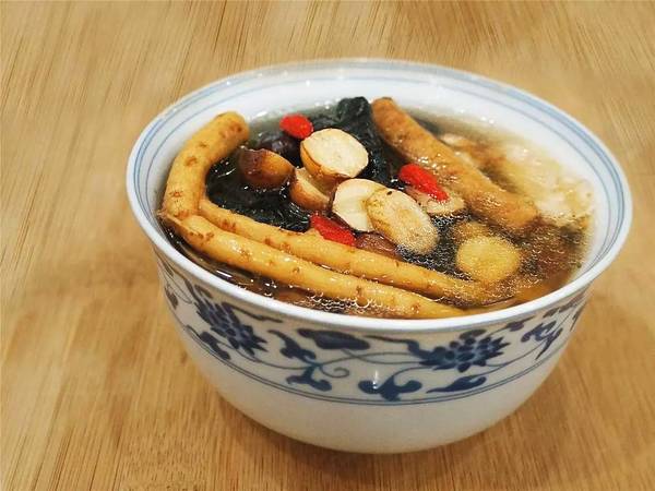 紅棗黨參煲牛腩湯