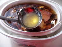 松茸火腿燉雞湯