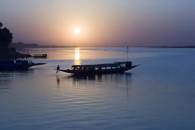 尼日河流域滋養著西非地區的文明