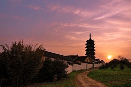 顧龍山