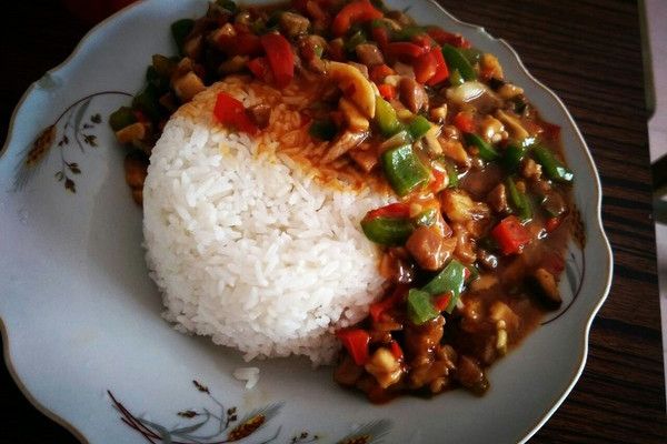 香菇肉絲蓋澆飯