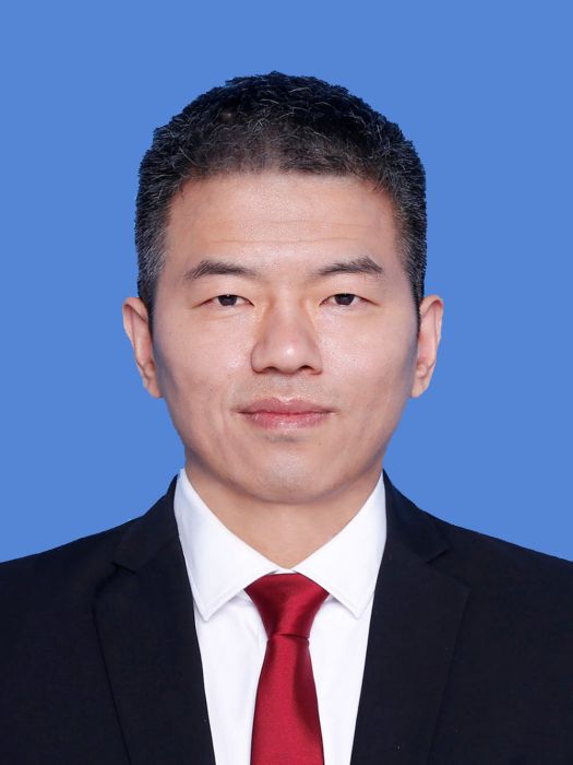 李明東(河南省安陽市委常委，市人民政府副市長、黨組成員)