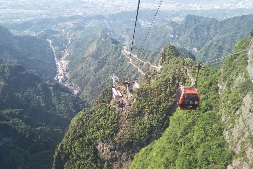 南昌梅嶺雲端景區索道