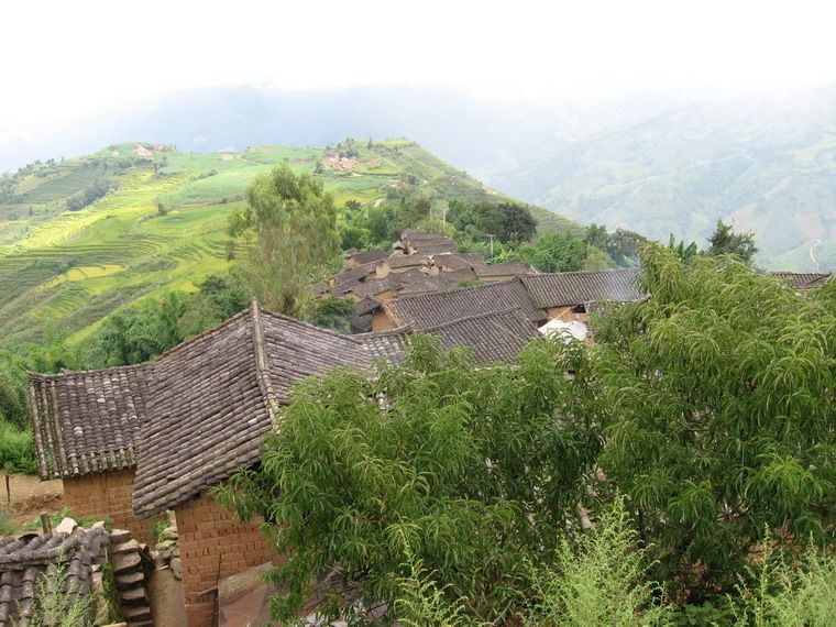 漢泥扒村(雲南新平縣漠沙鎮下轄村)