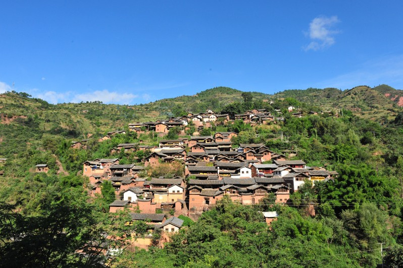 下鄧村(湖南省郴州市桂陽縣方元鎮下轄村)