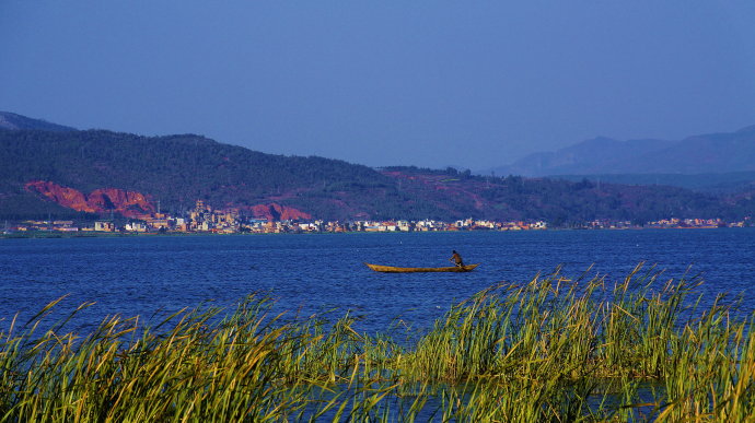 通海湖(華東理工奉賢校區內湖泊)