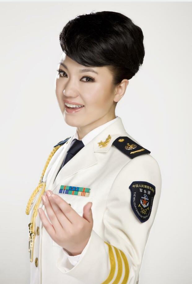 喬麗(海軍軍樂團歌唱演員)