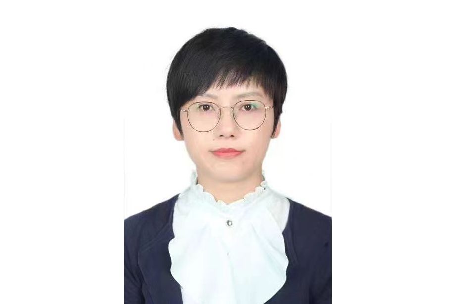 李莉(貴州省貴陽市教育局黨委委員、副局長)