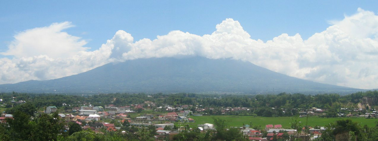 馬拉皮火山