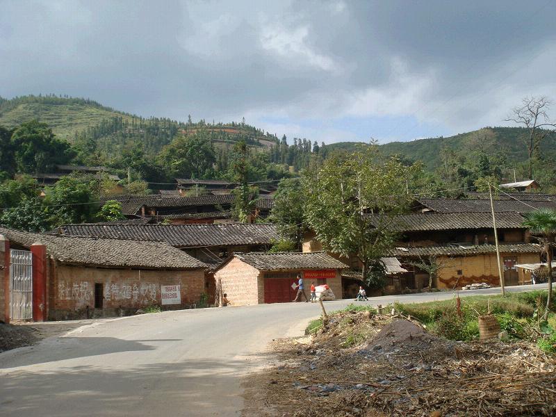 香廠村(大栗樹鄉倮灑下轄村)