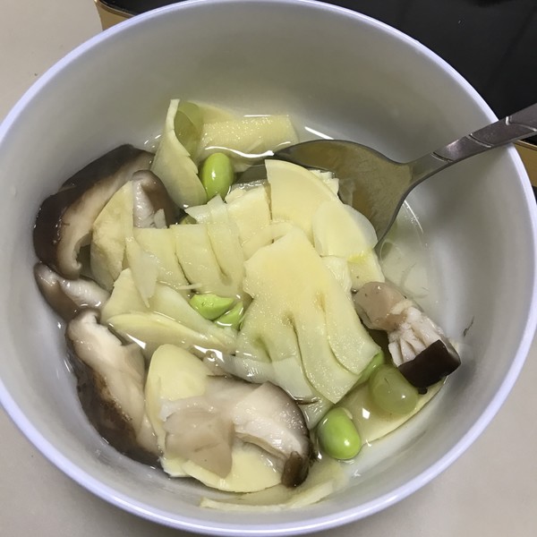 冬筍香菇百頁湯