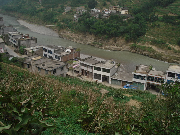 黃草村(雲南省鹽津縣廟壩鎮下轄村)