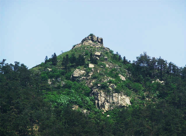 歸雲山村