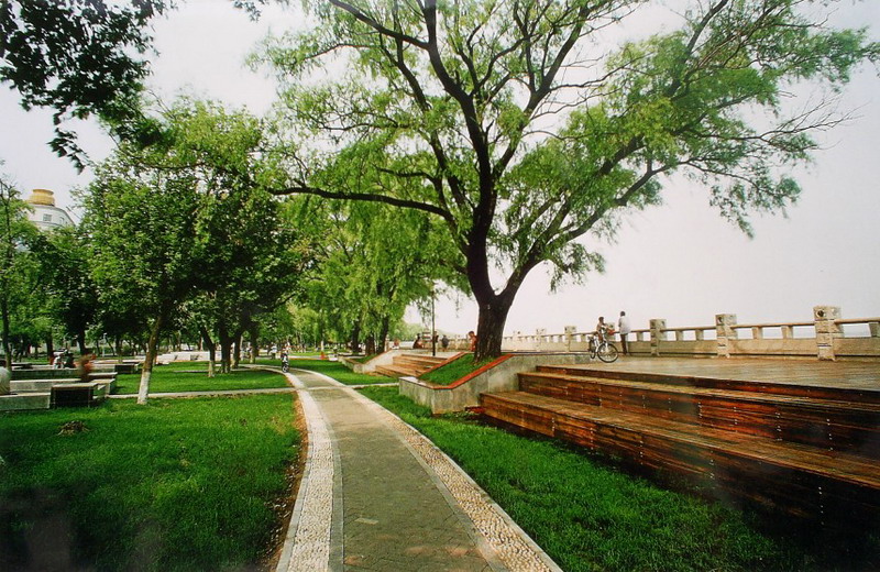 佳木斯沿江公園