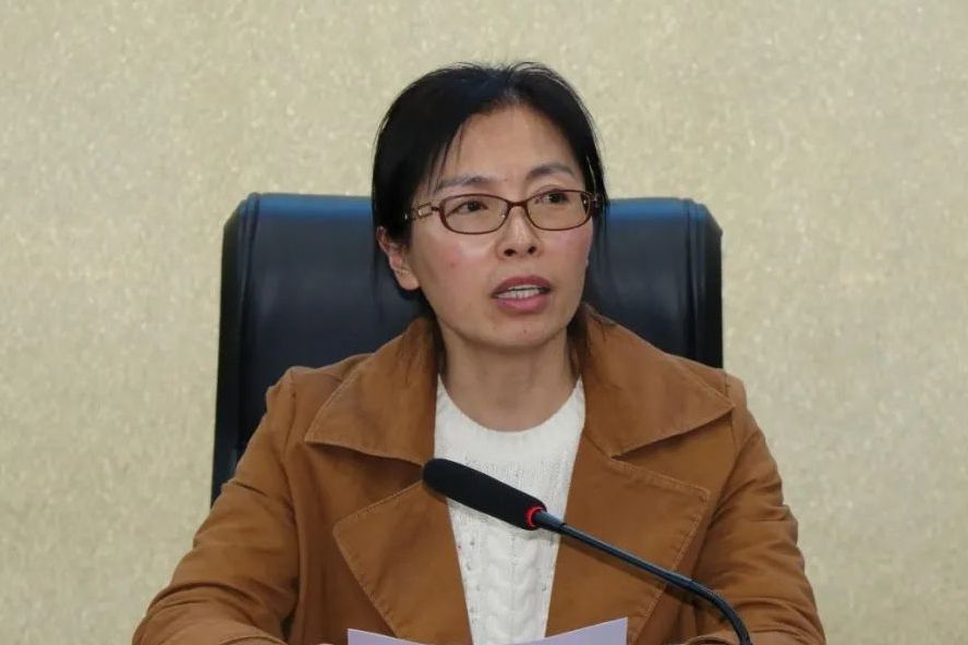 李潤蘭(雲南省麗江市衛生健康委員會黨組成員、市計生協會常務副會長)