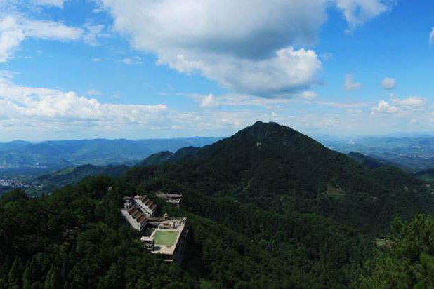 鐵山森林公園