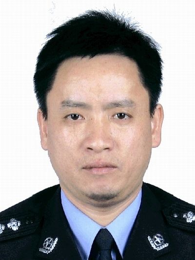 李光輝(湖北省通城縣公安局副局長、二級警長)