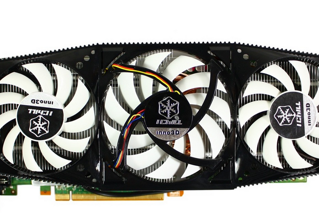 Inno3D GTX470冰龍版