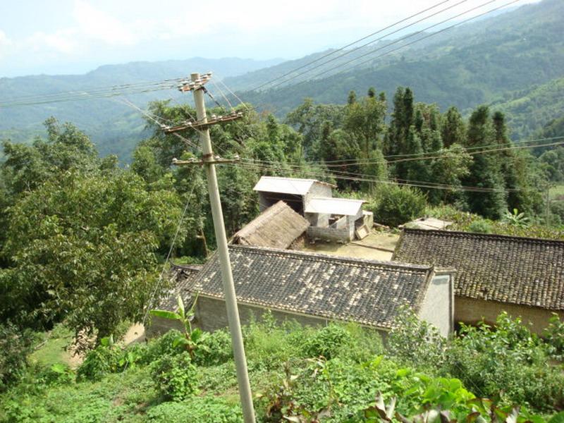 氈帽寨村