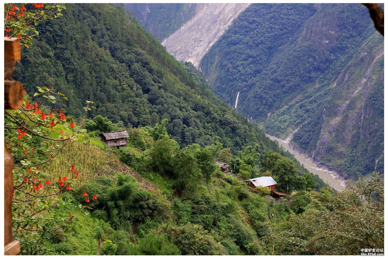 甘登村地貌