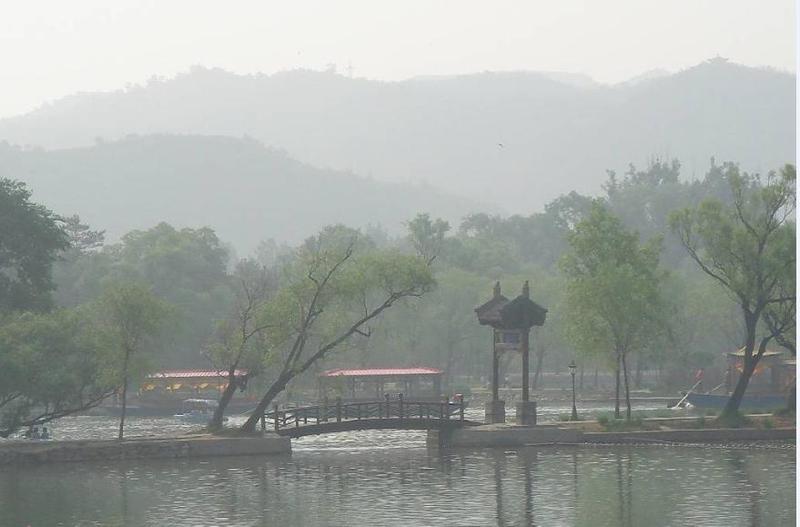 芝徑雲堤