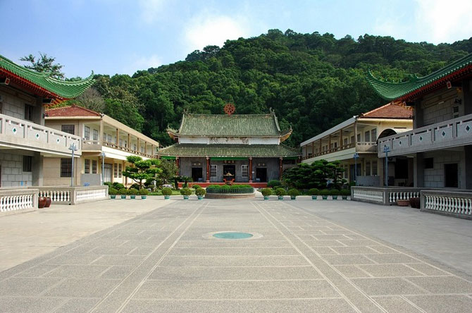 田中鼓山寺