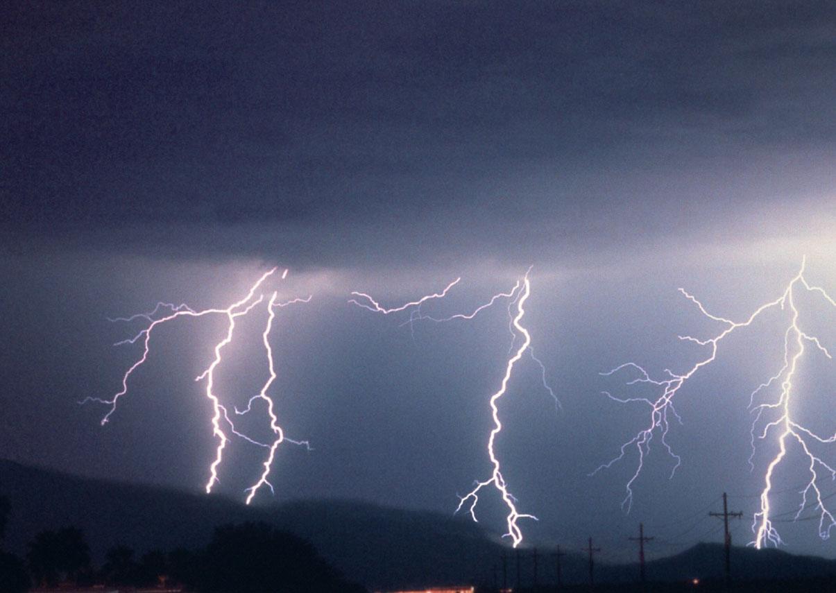 雷暴(雷暴天氣)