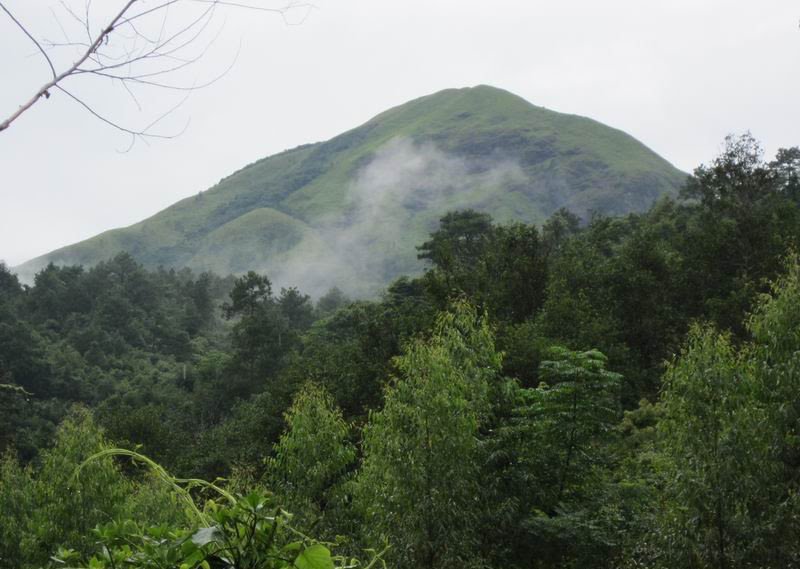 上梯村