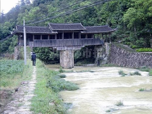 盧坑嶺古道