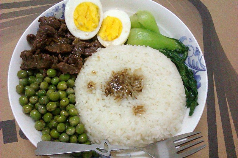 牛肉鹵飯