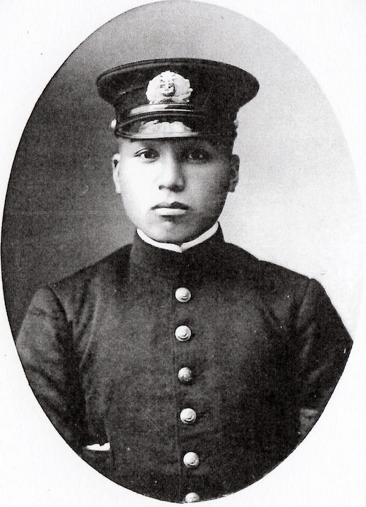 日軍指揮官、二水戰司令伊崎峻二海軍少將