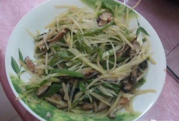 香菇土豆絲