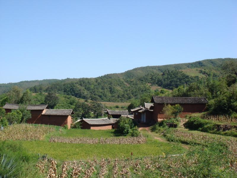 梭羅村(雲南省麗江華坪縣中心鎮梭羅村)