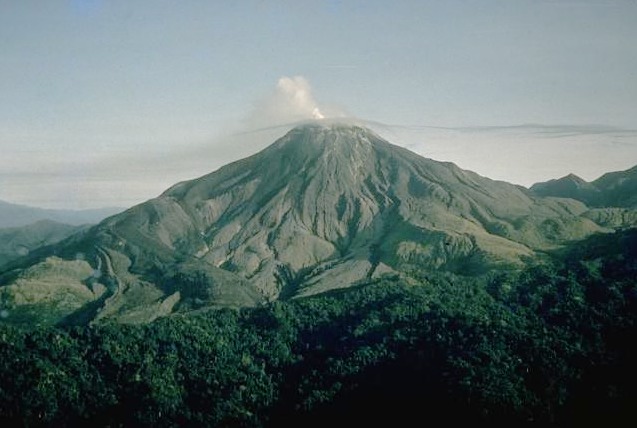 巴加納火山