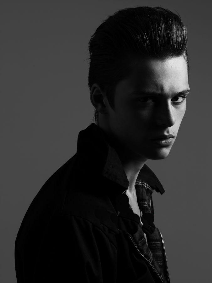 Hedi Slimane 為Josh Beech拍攝的黑白照