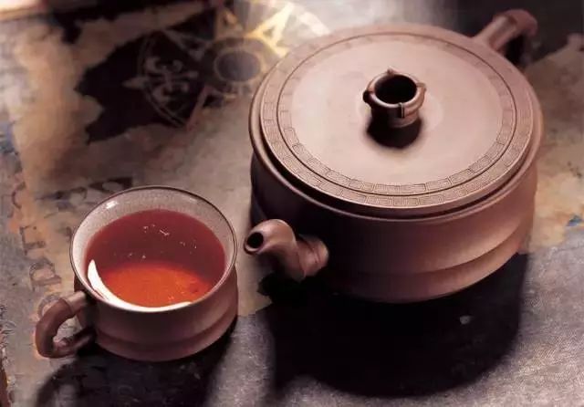 咽口清茶