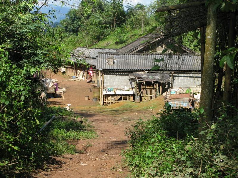 白岩自然村(陸良縣三岔河鎮)