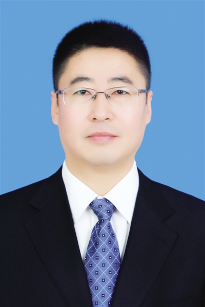 李文忠(內蒙古鄂爾多斯市人民政府副市長)