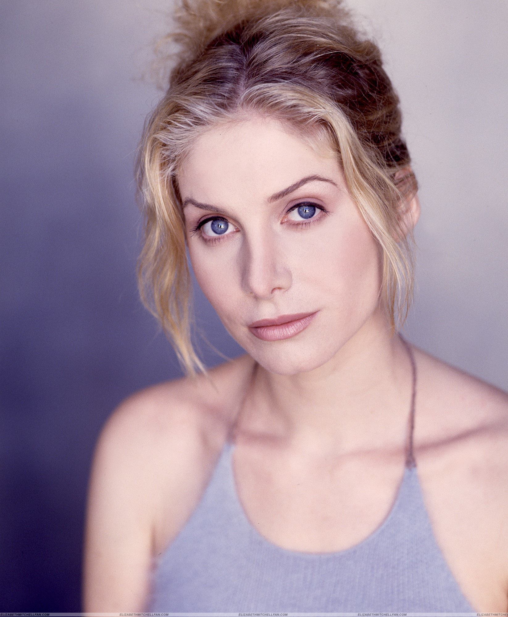 伊莉莎白·米切爾(Elizabeth Mitchell)