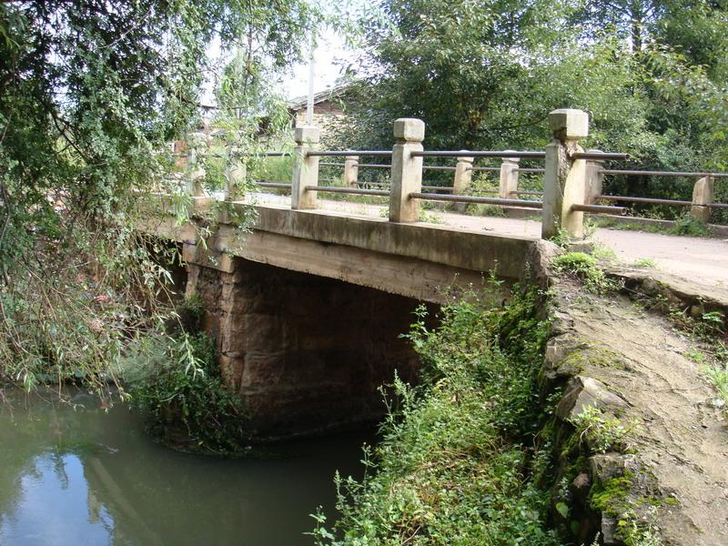 上吉村(雲南玉龍縣黃山鎮轄村)