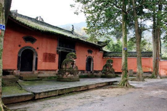 龍居寺(什邡龍居寺)