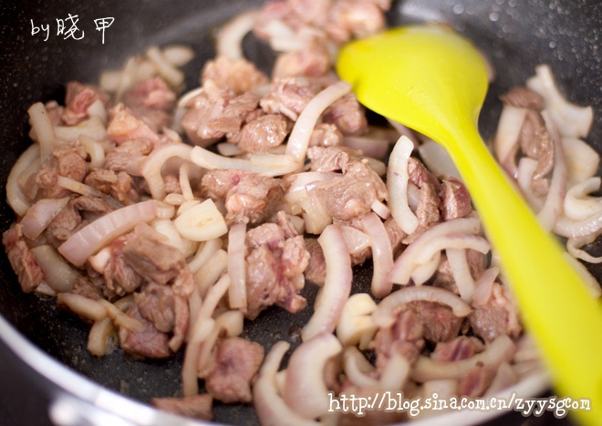 鐵棍山藥咖喱牛肉飯