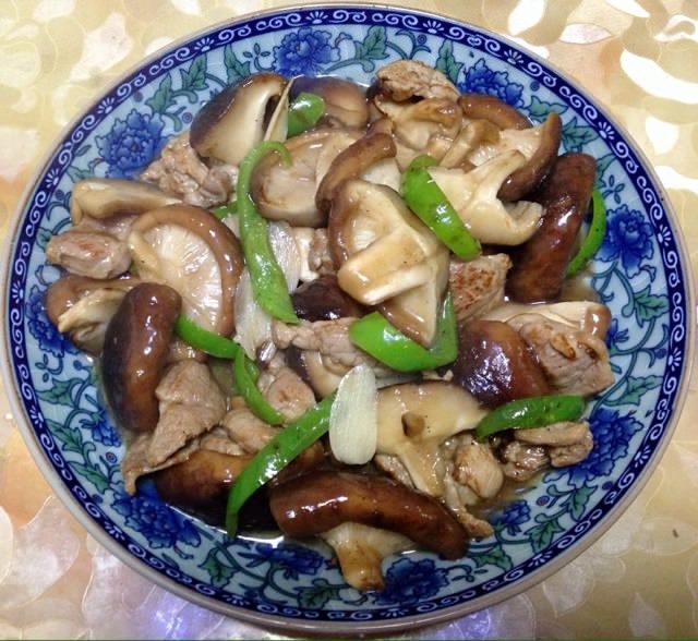 家常香菇炒肉