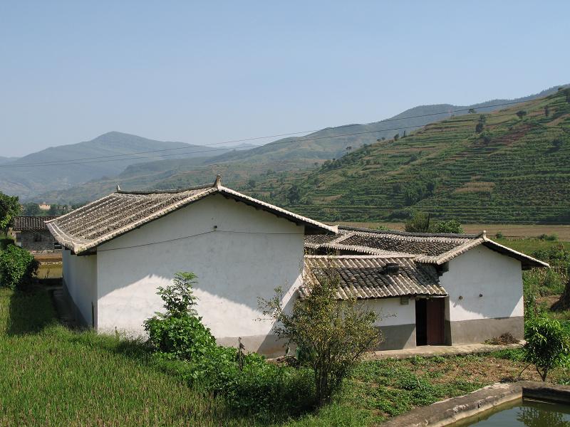 爛板橋村(雲南華坪縣新莊鄉下轄村)