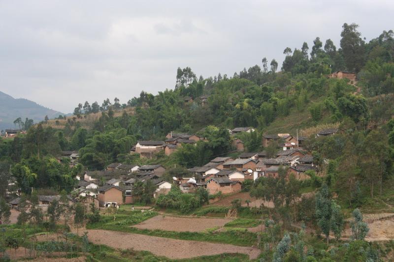 上村(雲南省玉龍納西族自治縣黃山鎮上村)