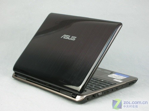 asus N50Q657VN-SL外殼具有金屬板的光澤