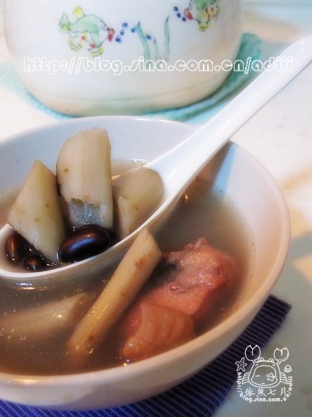 牛蒡黑豆煲雞湯