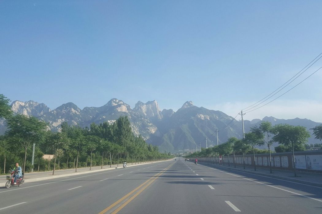 太華路街道(陝西省華陰市太華路街道)