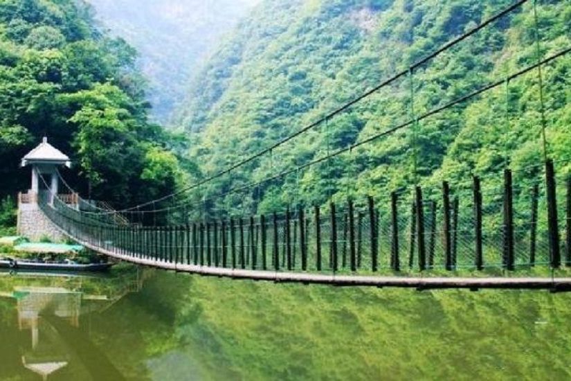 十堰市野人谷·野人洞旅遊區